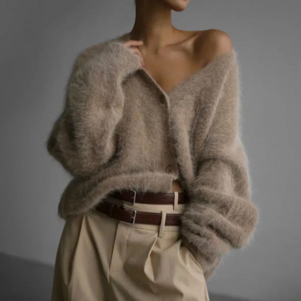 The Verona Long-sleeved Knit Cardigan