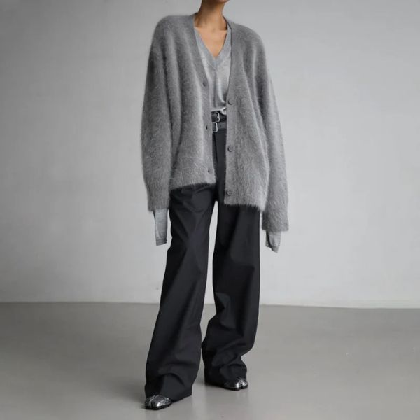 The Verona Long-sleeved Knit Cardigan