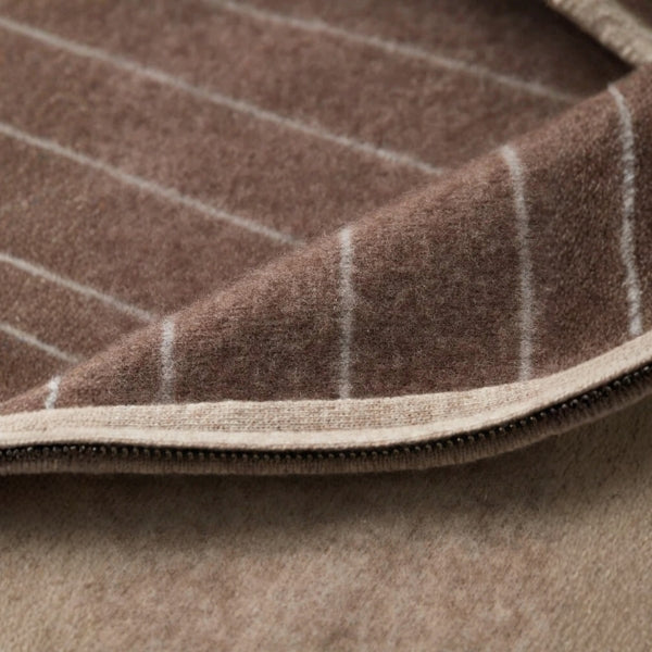 The Valais Cashmere Zip Knit